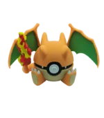 Charizard Ball Sentado 3D Coleccionable